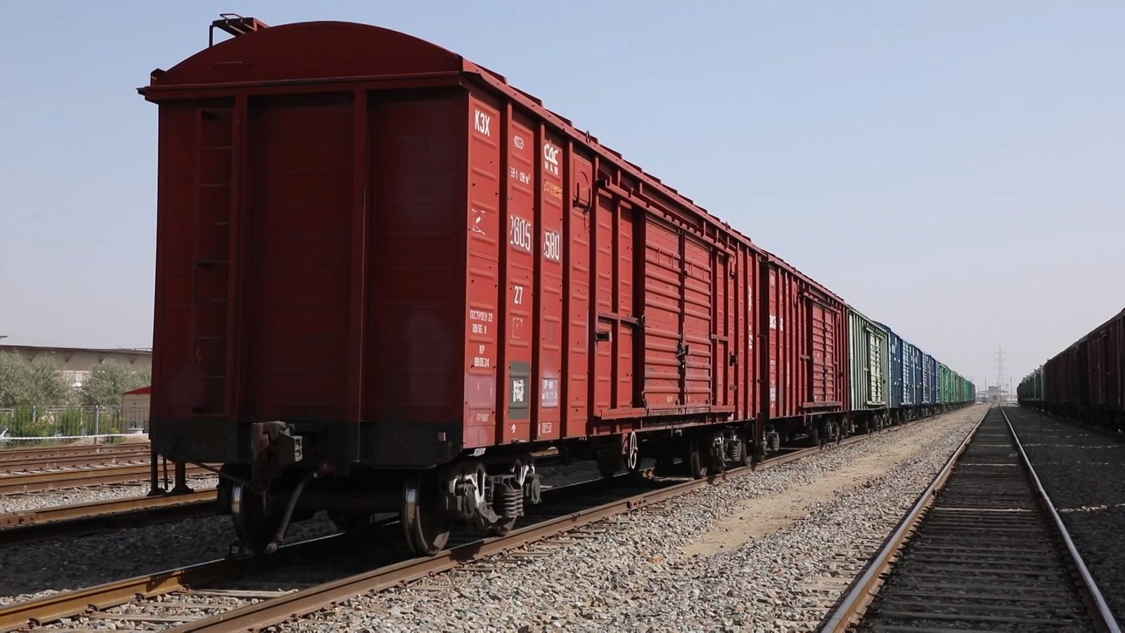 انتقال بیش از ۱۸۳هزار متریک تُن کالای بازرگانی از طریق خطوط آهن