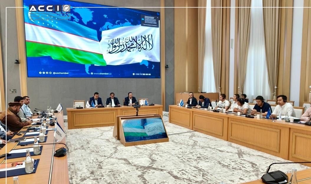 تاکید افغانستان و اوزبیکستان بر گسترش تجارت و سرمایه‌گذاری مشترک