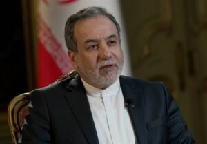 سید عباس عراقچی: آمریکا اگر می‌خواهد در امان بماند، منطقه ما را ترک کند